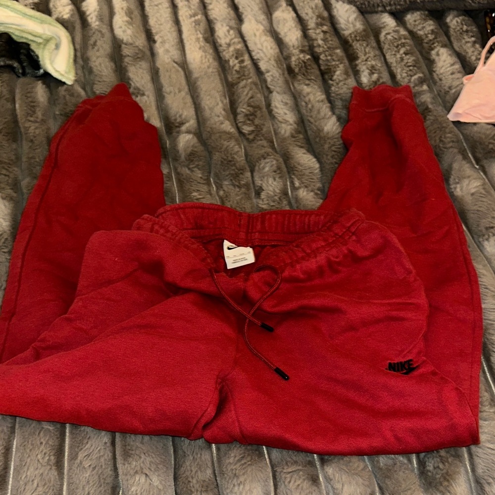Nike Crimson Joggers xs